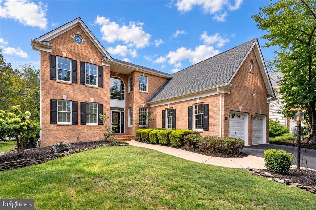 5008 SHORTGRASS LN, Haymarket, VA 20169