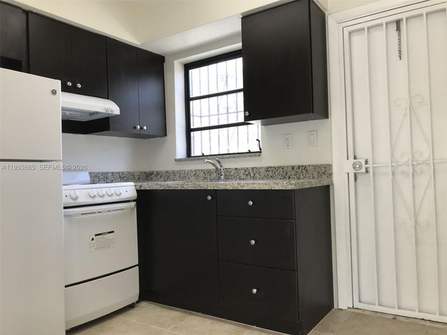 2362 NW 34th St 2, Miami, FL 33142