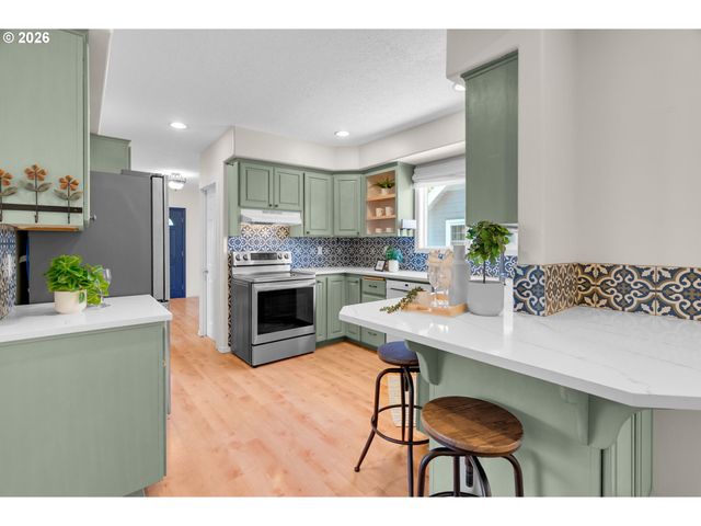 6028 Se Gladstone St, Portland, OR 97206
