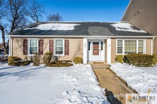 38 Concord Lane E, Monroe, NJ 08831