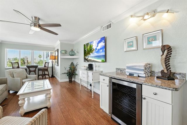 10265 GULF BOULEVARD A301, St Petersburg, FL 33706