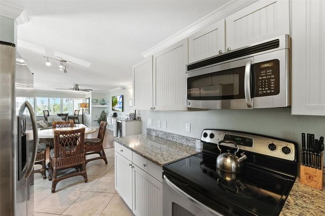 10265 GULF BOULEVARD A301, St Petersburg, FL 33706