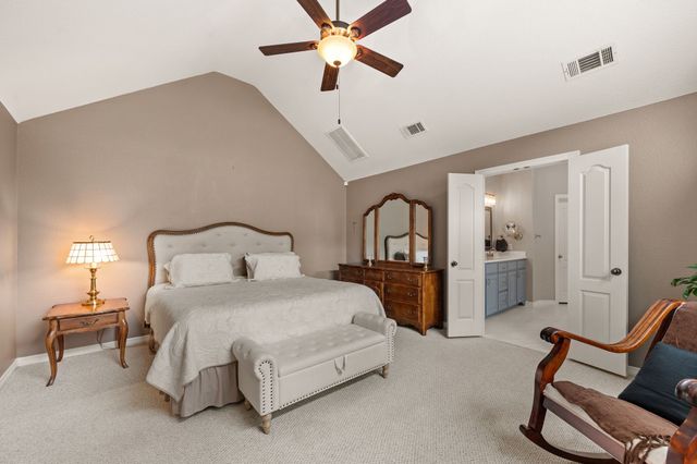 6024 Frost Street, North Richland Hills, TX 76180
