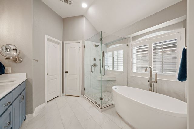 6024 Frost Street, North Richland Hills, TX 76180