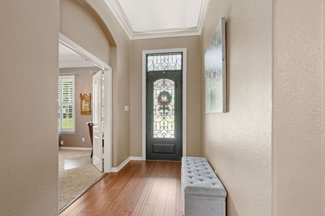 6024 Frost Street, North Richland Hills, TX 76180