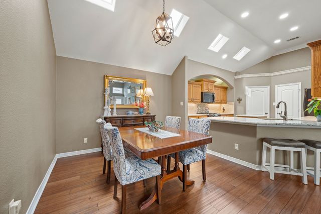6024 Frost Street, North Richland Hills, TX 76180