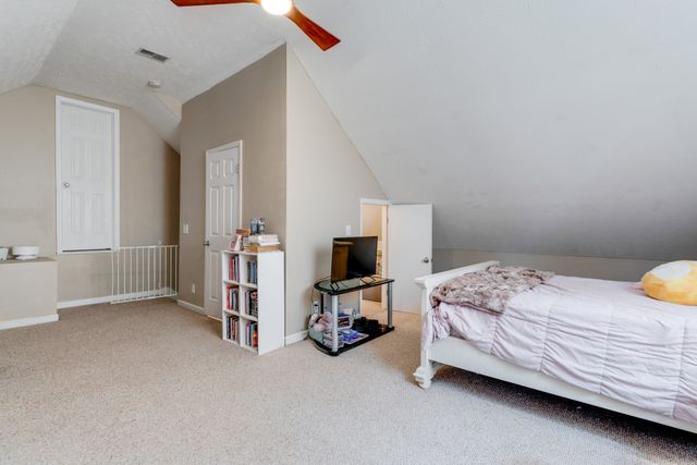 206 Kiowa Ct, White House, TN 37188