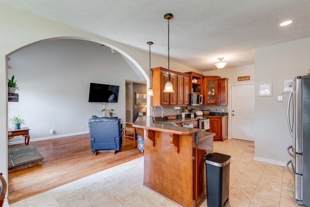 206 Kiowa Ct, White House, TN 37188