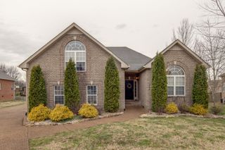 206 Kiowa Ct, White House, TN 37188