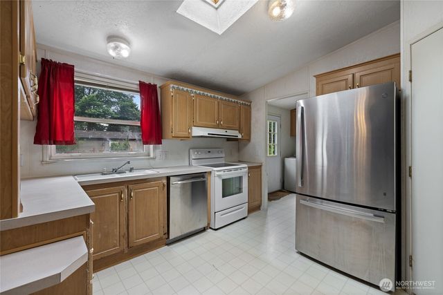 16715 122nd Ave E, Puyallup, WA 98374