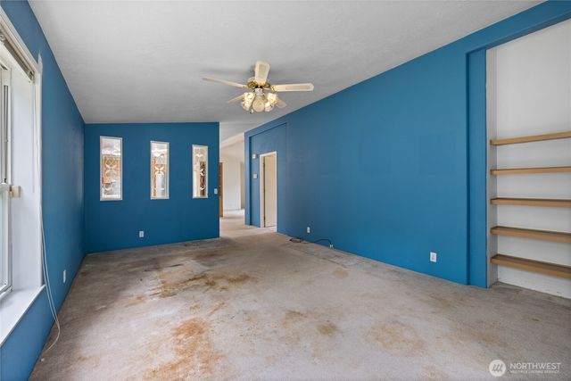 16715 122nd Ave E, Puyallup, WA 98374