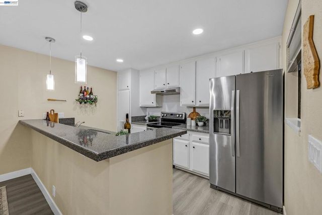 39139 Argonaut Way 107, Fremont, CA 94538