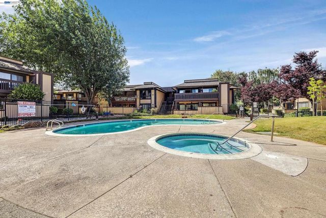 39139 Argonaut Way 107, Fremont, CA 94538