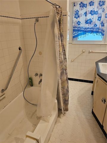 3105 Austin Street, Corpus Christi, TX 78404