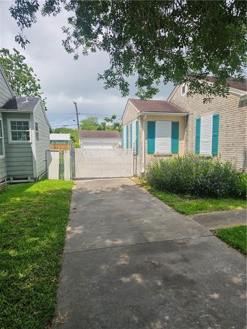 3105 Austin Street, Corpus Christi, TX 78404