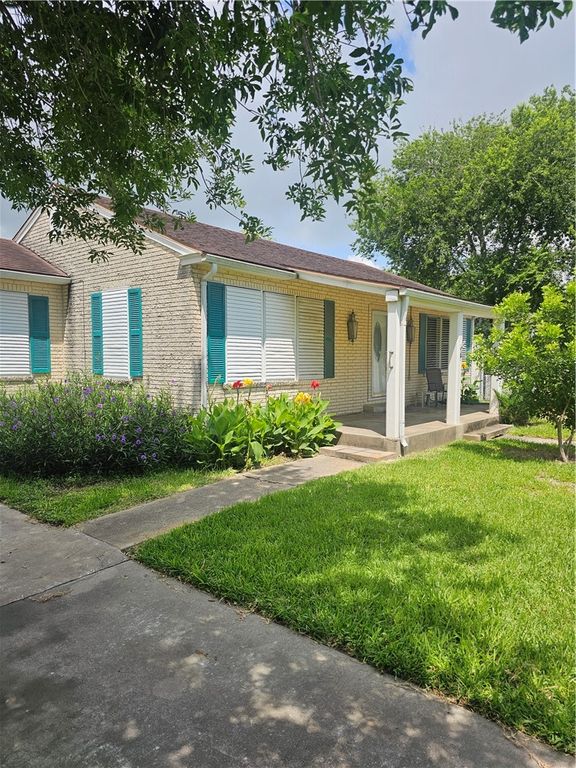 3105 Austin Street, Corpus Christi, TX 78404