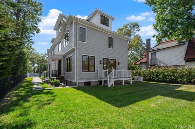 8 Sealy Drive, Lawrence, NY 11559