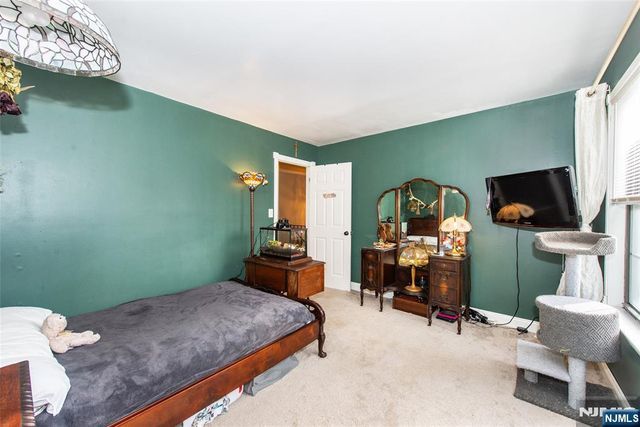 26 Concord H, West Milford, NJ 07480