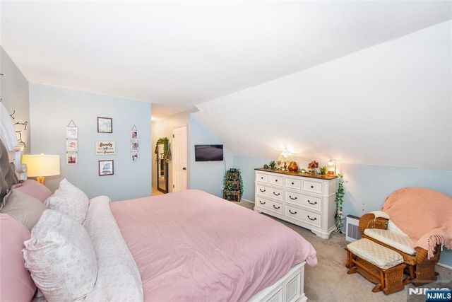 26 Concord H, West Milford, NJ 07480