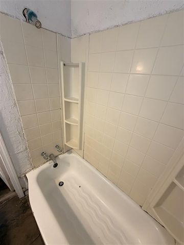 1204 NW Taft, Lawton, OK 73507