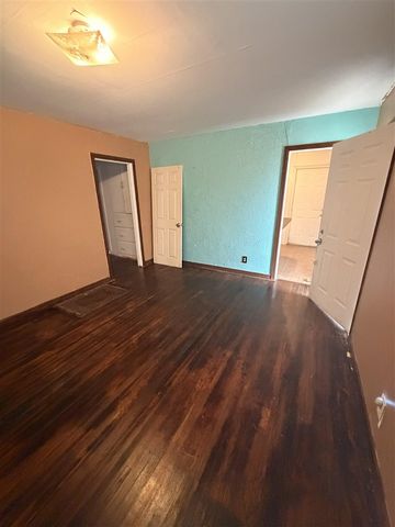 1204 NW Taft, Lawton, OK 73507