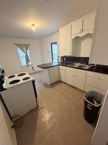 1204 NW Taft, Lawton, OK 73507