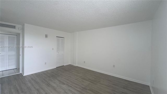14611 N Kendall Dr 304L, Miami, FL 33186
