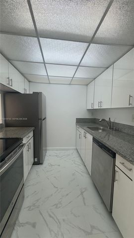 14611 N Kendall Dr 304L, Miami, FL 33186