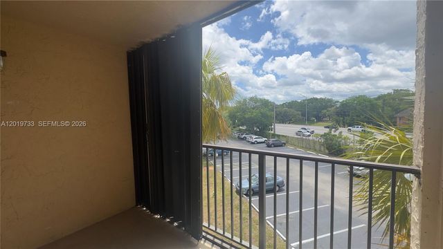 14611 N Kendall Dr 304L, Miami, FL 33186