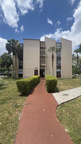 14611 N Kendall Dr 304L, Miami, FL 33186