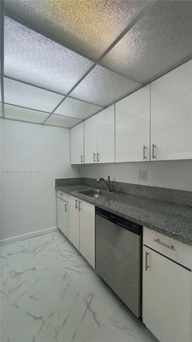 14611 N Kendall Dr 304L, Miami, FL 33186