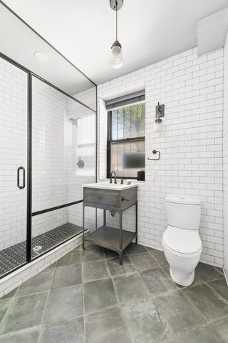 4523 Broadway Apt 1C, New York City, NY 10040