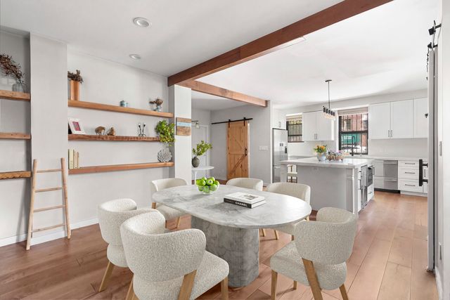 4523 Broadway Apt 1C, New York City, NY 10040