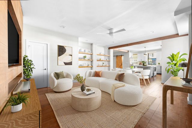 4523 Broadway Apt 1C, New York City, NY 10040