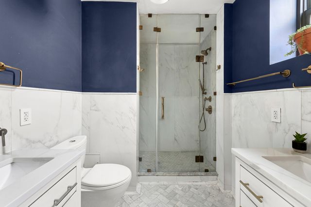 4523 Broadway Apt 1C, New York City, NY 10040