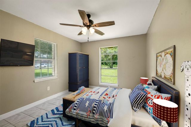 140 Friar Tuck Road, Shepherd, TX 77371