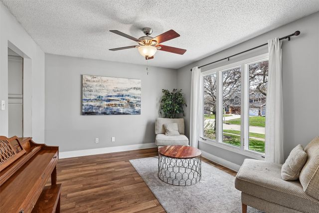 1212 64th Street, West Des Moines, IA 50266