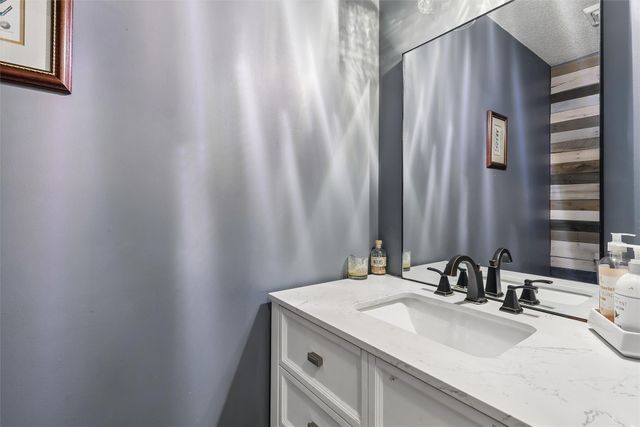 1212 64th Street, West Des Moines, IA 50266