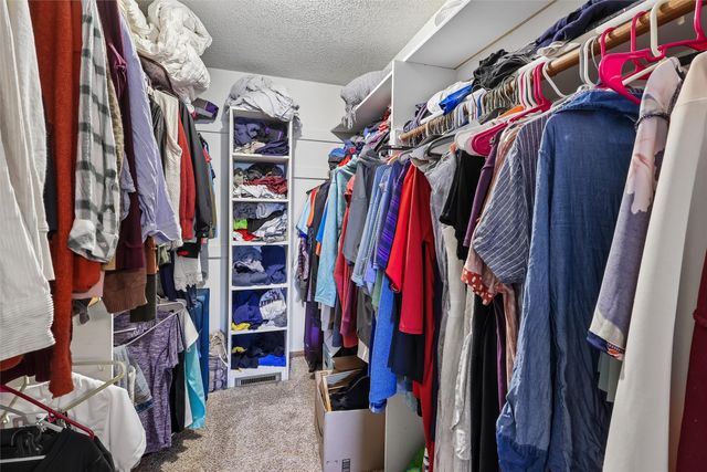 1212 64th Street, West Des Moines, IA 50266