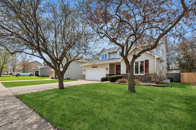 1212 64th Street, West Des Moines, IA 50266