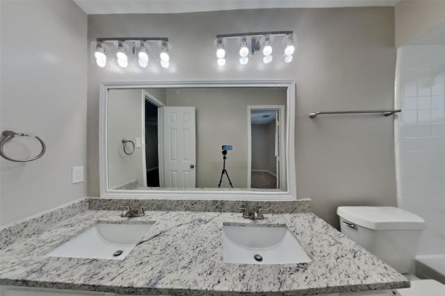 16306 Ash Point Lane, Sugar Land, TX 77498