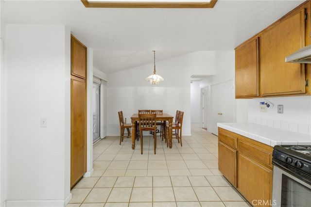 5952 Maybelle St, Riverside, CA 92504