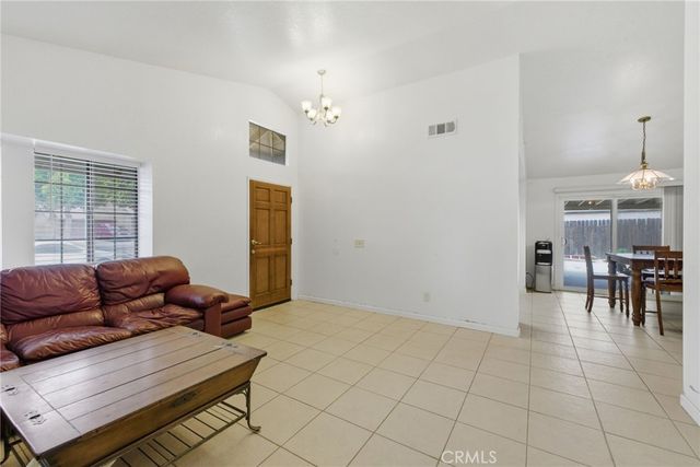 5952 Maybelle St, Riverside, CA 92504
