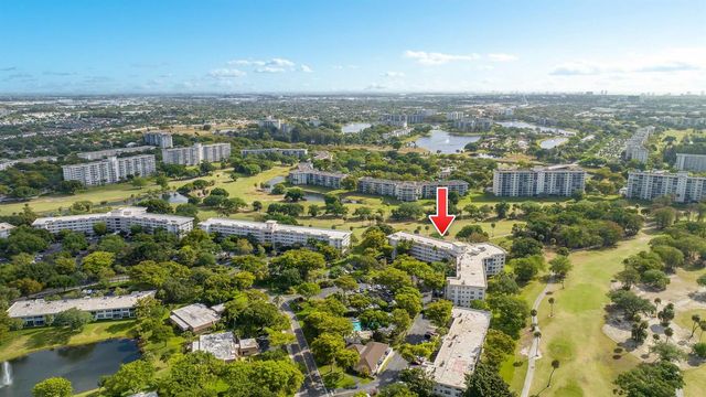 3800 Oaks Clubhouse Drive 110, Pompano Beach, FL 33069