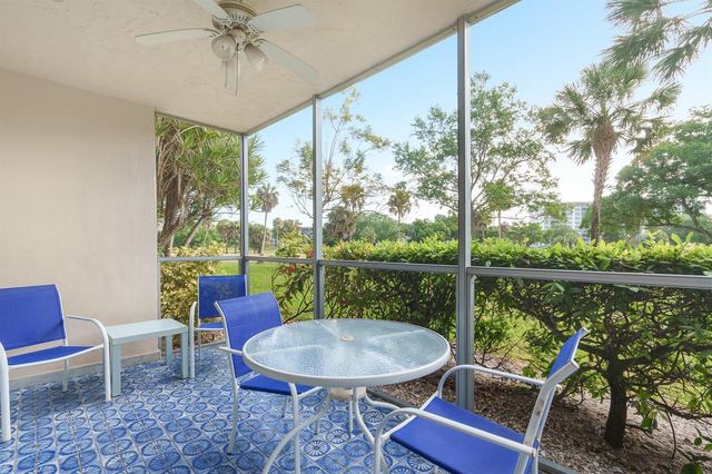 3800 Oaks Clubhouse Drive 110, Pompano Beach, FL 33069