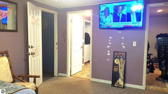 2704 W Deerfield Road, Mt Pleasant, MI 48858