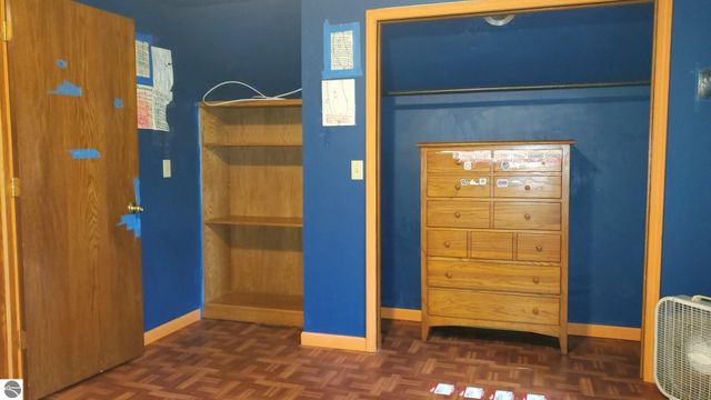 2704 W Deerfield Road, Mt Pleasant, MI 48858