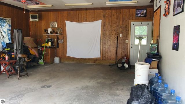 2704 W Deerfield Road, Mt Pleasant, MI 48858