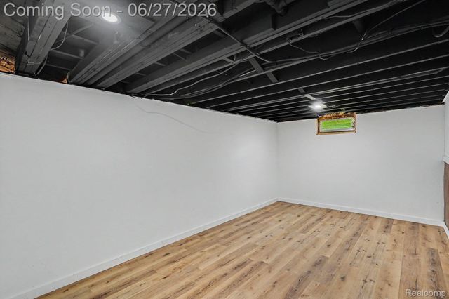 3217 W Cass Avenue, Flint, MI 48504