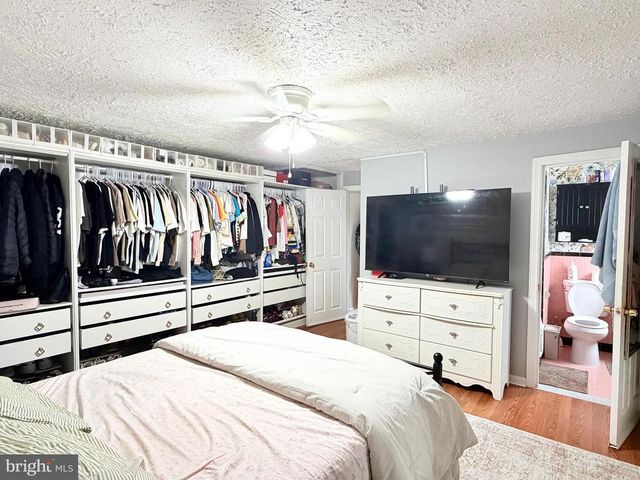 3033 VISTA ST, Philadelphia, PA 19152